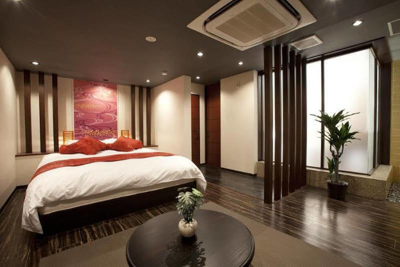 Alpha Hotel Киото Екстериор снимка